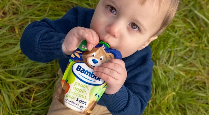 Knijpfruitjes : een handig fruitpuree voor kleine ontdekkers!